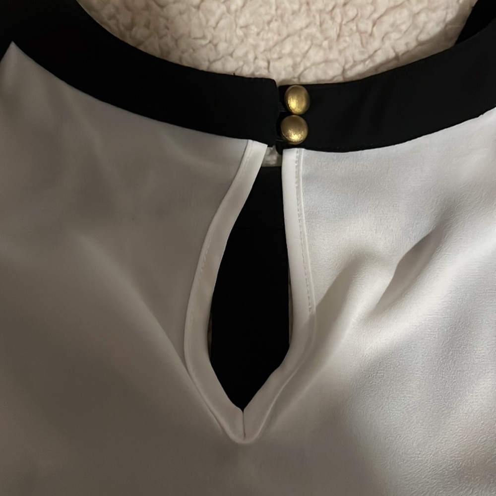 WHITE and black tank top - Picture 4 of 7